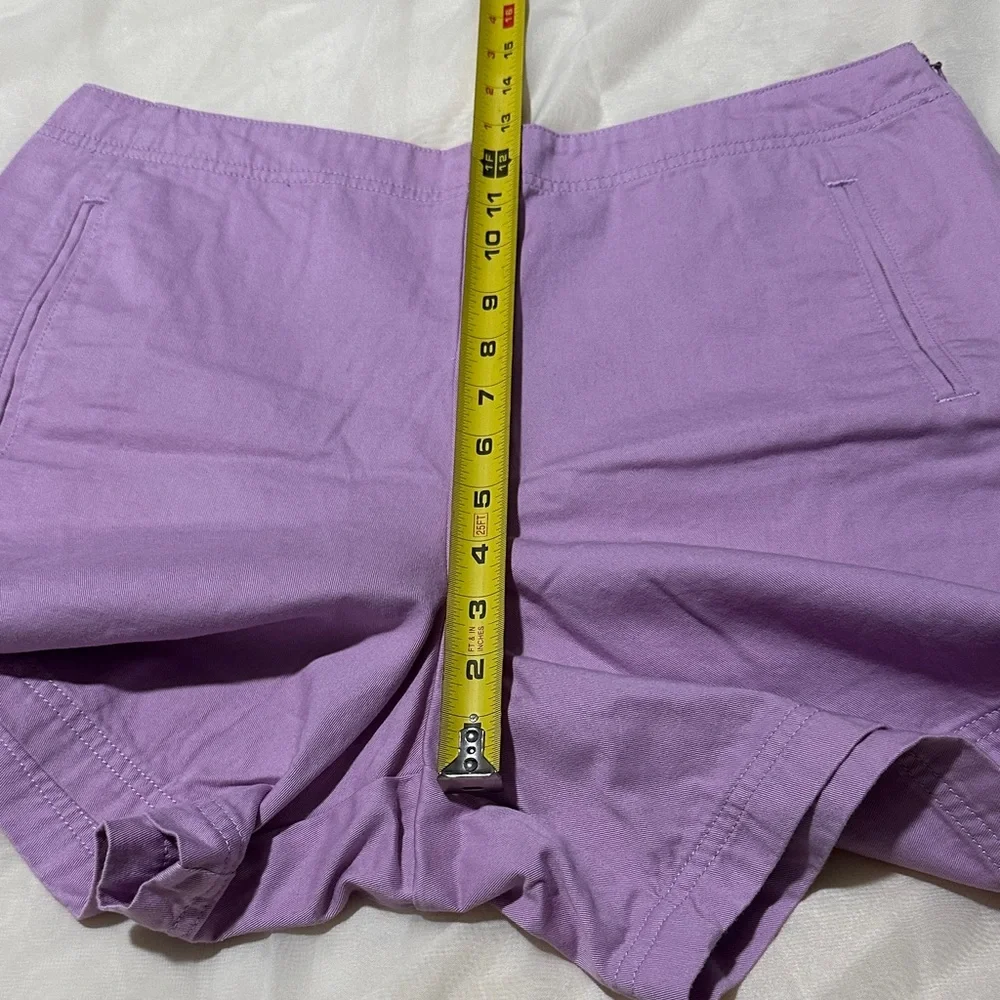 Izod Women's Light Purple Shorts with Pockets